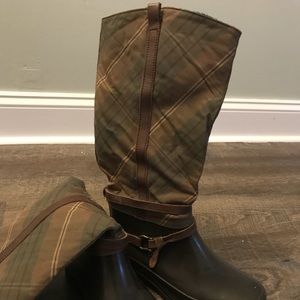 Sperry rain boots